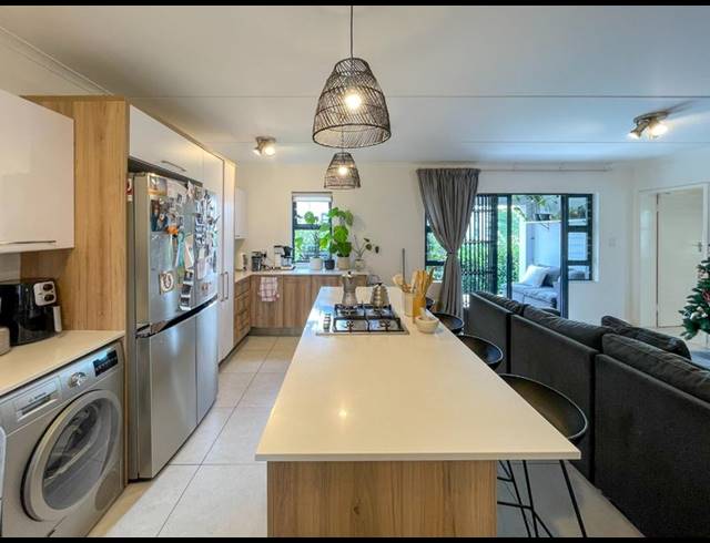 2 BEDROOM PROPERTY TO RENT IN GOLDEN FIELDS ESTATE